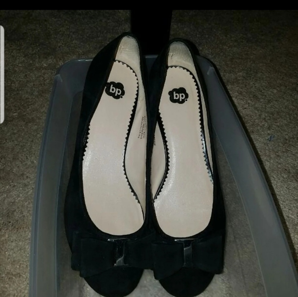 Cute black B.P. heels